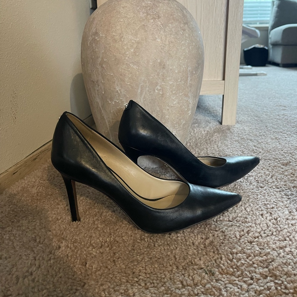 Sam Edelman Black Pointed Toe Heels